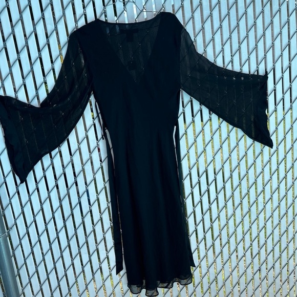 Express Silk Dress Size 6 - Picture 3 of 3